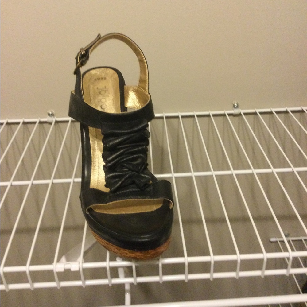 JBloom high wedge sandal size 9